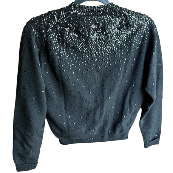 VINTAGE 1950’s Lambs Wool Hand Beaded Button Sweater - Picture 3 of 8